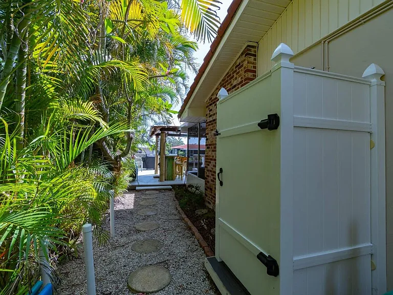 179 Jamaica Dr #ID1044374P — Photo 28