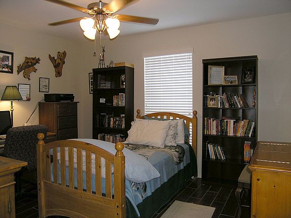 2nd image of 5721 Longhorn Ln