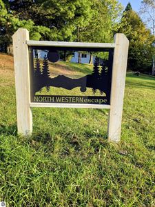 209 Buckeye Ln, Beulah, MI, 49617