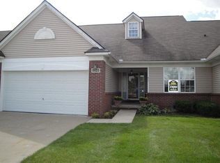 6625 Cortland Ave, Brighton, MI