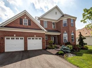 62 Masters Dr, Monroe, NJ 08831