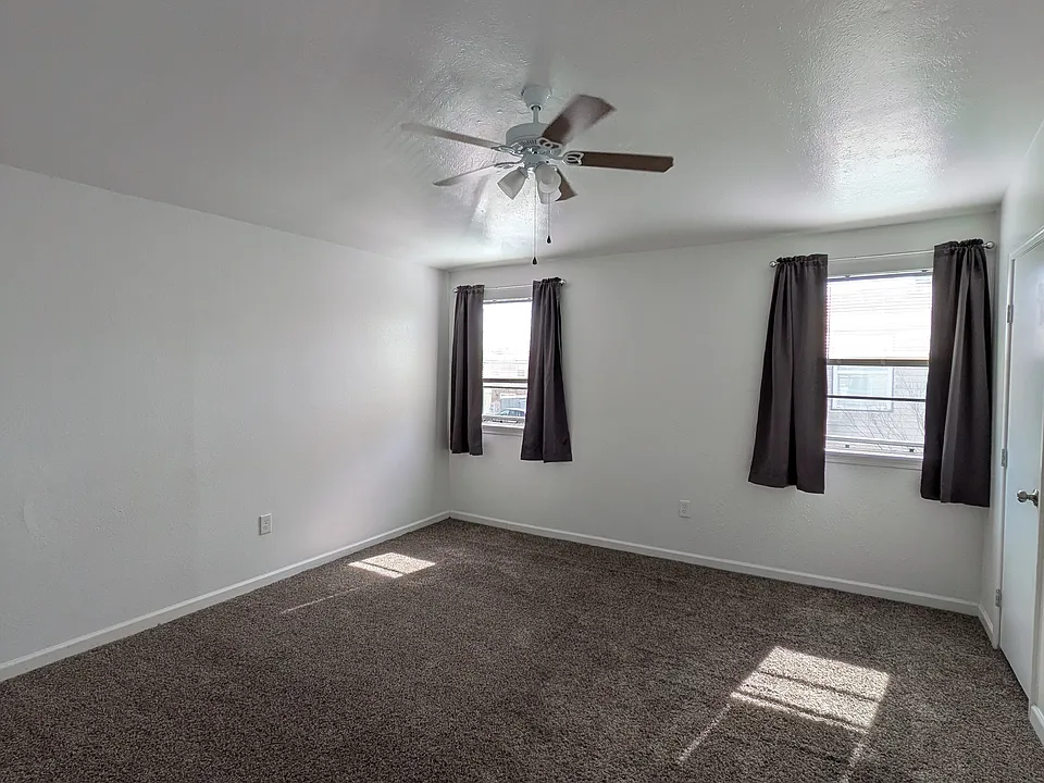 Guest bedroom