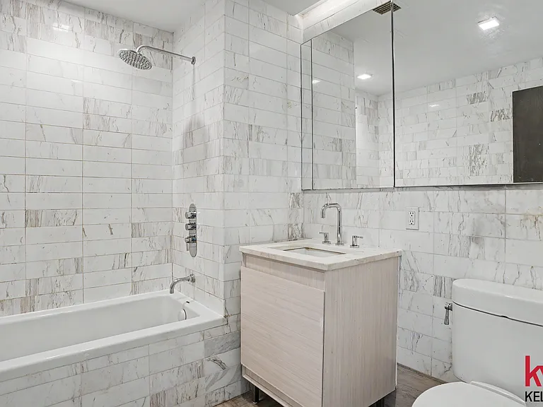 554 4th Ave #E6 — Photo 13