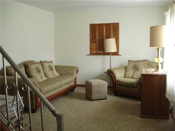 2nd image of 342 Iroquois Dr