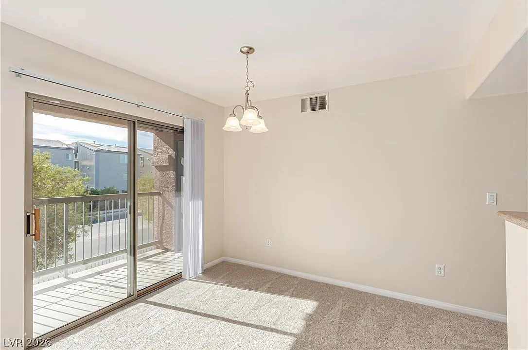 3 bed, 2.0 bath, 1167 sqft, $1,490 — Photo 4