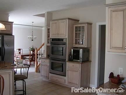 5th image of 11000 Quail Hollow Dr