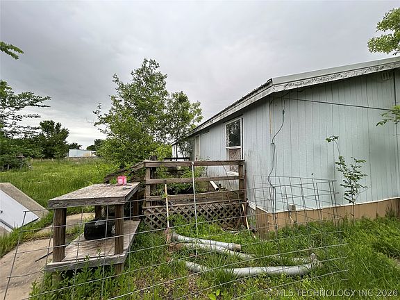 4th image of 21 Polk Cir
