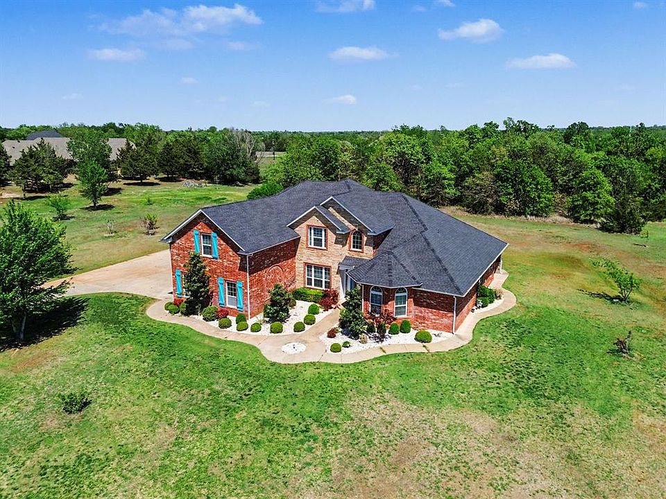 1st image of 4551 Highland Lake Dr