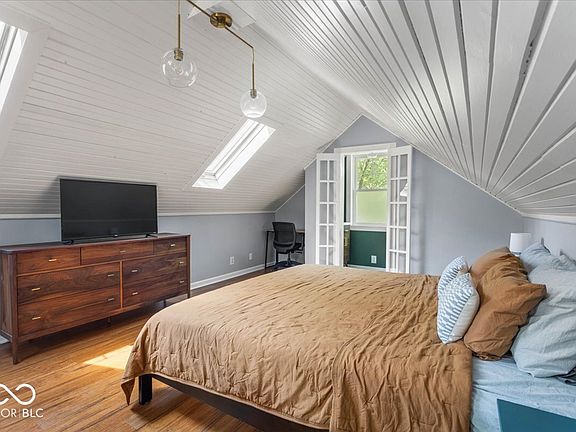 4th image of 6014 Norwaldo Ave