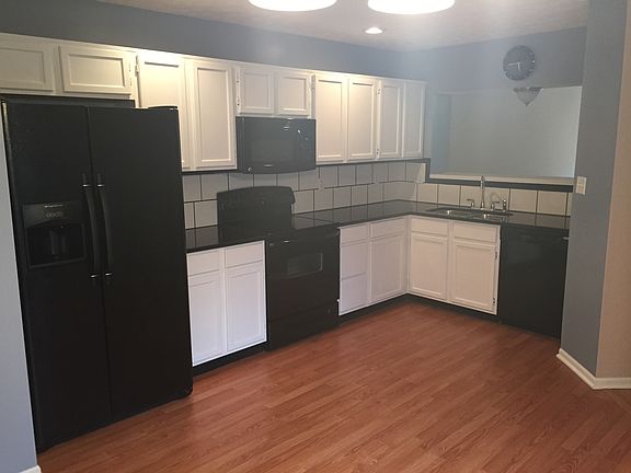 2nd image of 3743 Magenta Ln