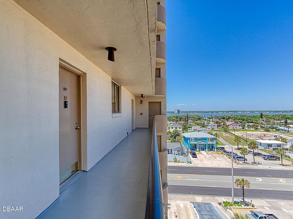 3rd image of 3115 S Atlantic Ave APT 704