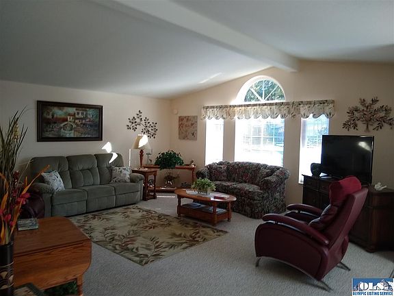 2nd image of 301 Fircrest Dr.fircrest Dr
