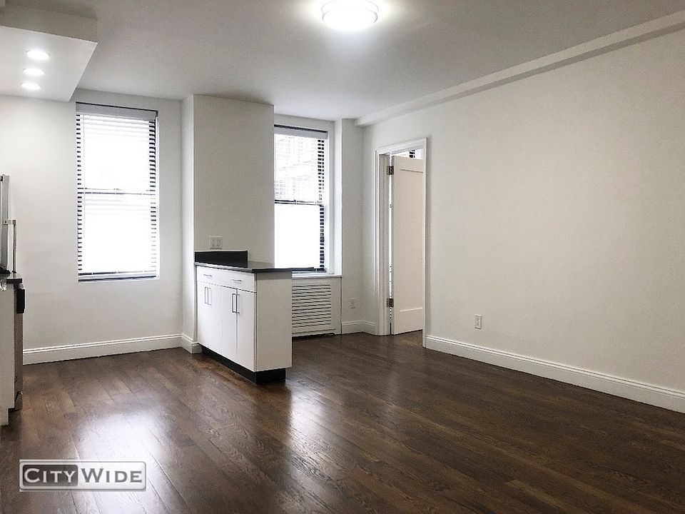 1st image of 140 E 46th St APT 2C
