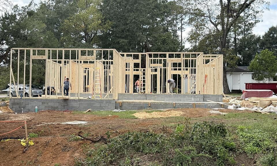 1st image of 803 8th Ave