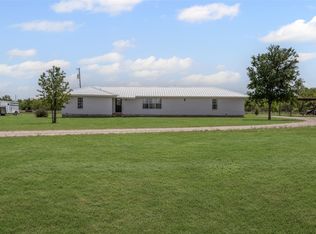 424 Shepard Ln, Loving, TX 76460