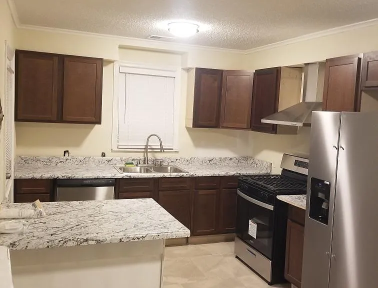 3405 S Prescott Cir — Photo 3