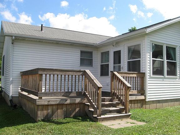 3rd image of 283 Eisenhower Ave