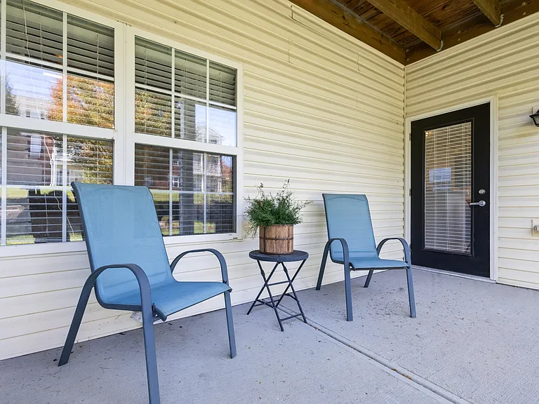 Fieldstone at Glenwood Crossing — Photo 24