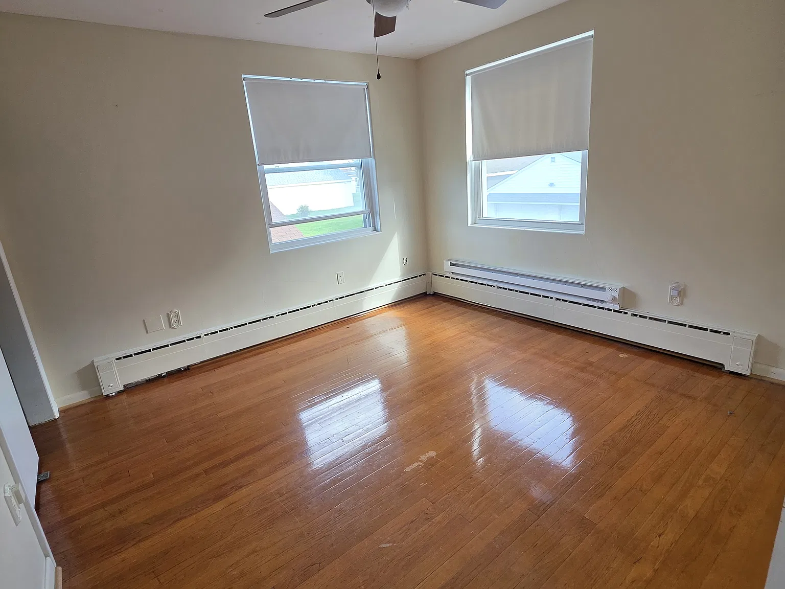 3 bed, 850 sqft, $1,500 — Photo 4