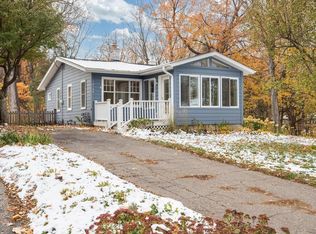 19135 Lake Ave, Deephaven, MN 55391