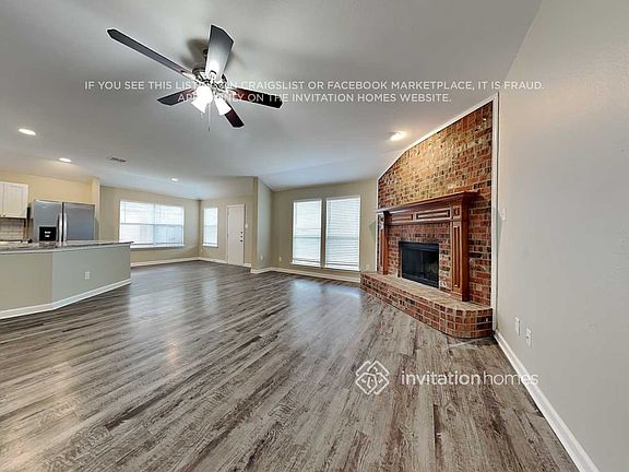 3rd image of 612 Orchid Blvd