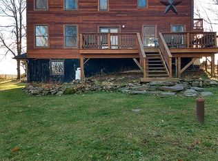 2659 Valley Falls Rd, Schaghticoke, NY 12154