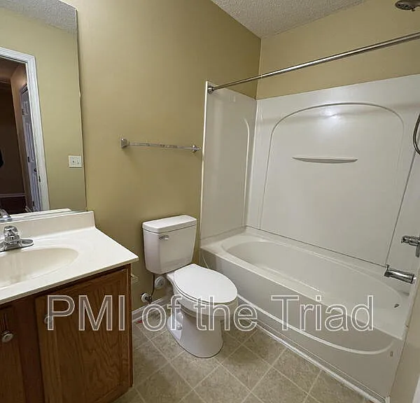 152 Drewsbury Dr — Photo 18