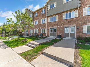 209 Harvie Rd #35, Barrie, ON L4N9P8