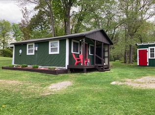 186 Alexander Ln #B, Irasburg, VT 05845
