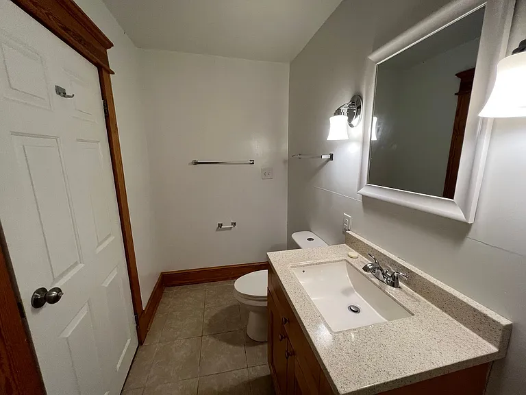 1915 E Market St #3 — Photo 30