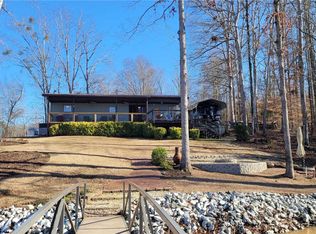 102 Madden Dr, Abbeville, SC 29620