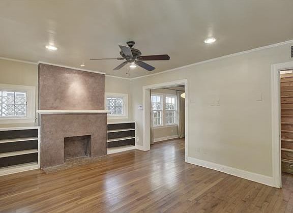 4th image of 4003 Avenue D