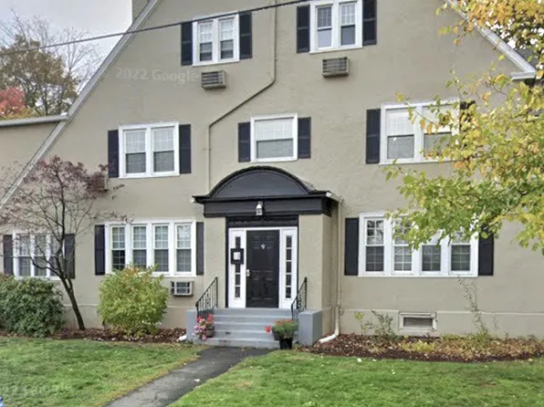 9 N Beacon St, Hartford, CT