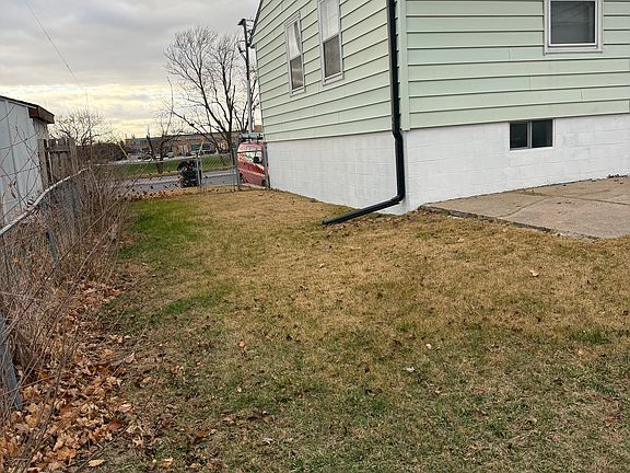 3rd image of 1205 N 72nd St