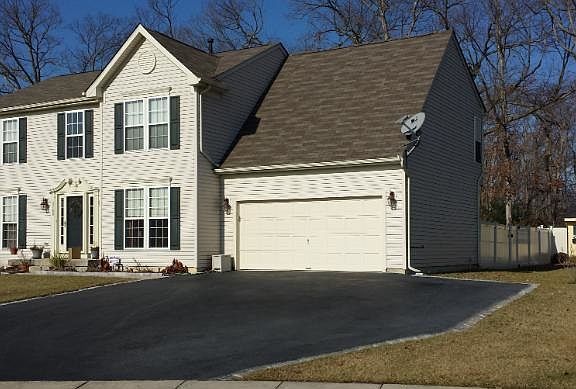 2nd image of 1760 Cherokee Ln