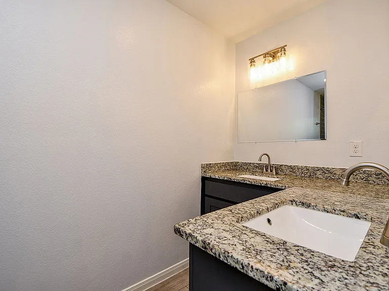 6747 England St #A — Photo 25