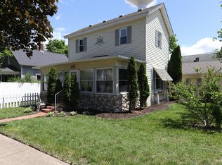 102 E Saint Joseph St, Paw Paw, MI 49079