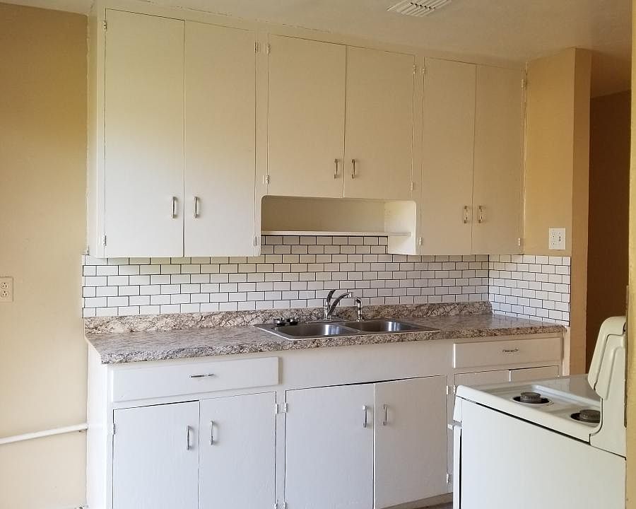 2nd image of 3707 Portsmouth Dr