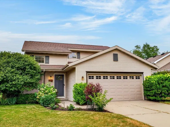 3818 Ice Age Dr, Madison, WI 53719