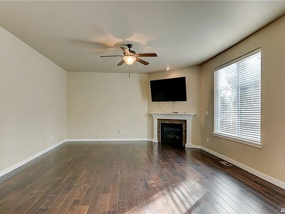 4th image of 5215 Slate Ct SE