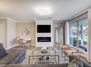 9007 Beverlyhill St, Houston, TX 77063