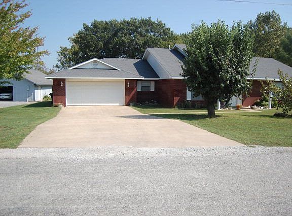 2nd image of 19832 County Road 1543