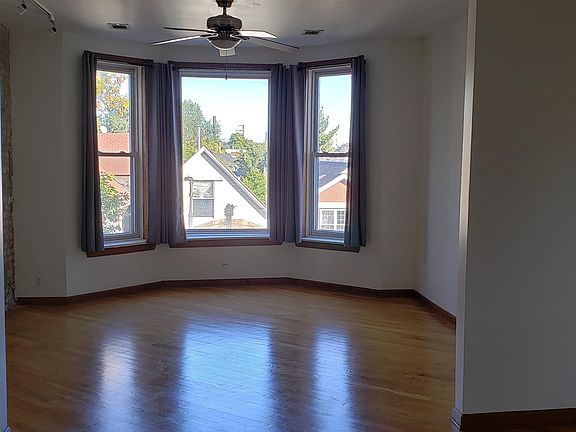 5th image of 2114 N California Ave APT 3