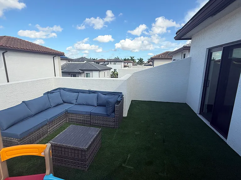 4731 NW 83rd Path — Photo 36
