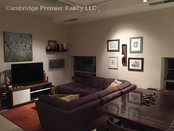 54 Forest St #412 — Photo 6