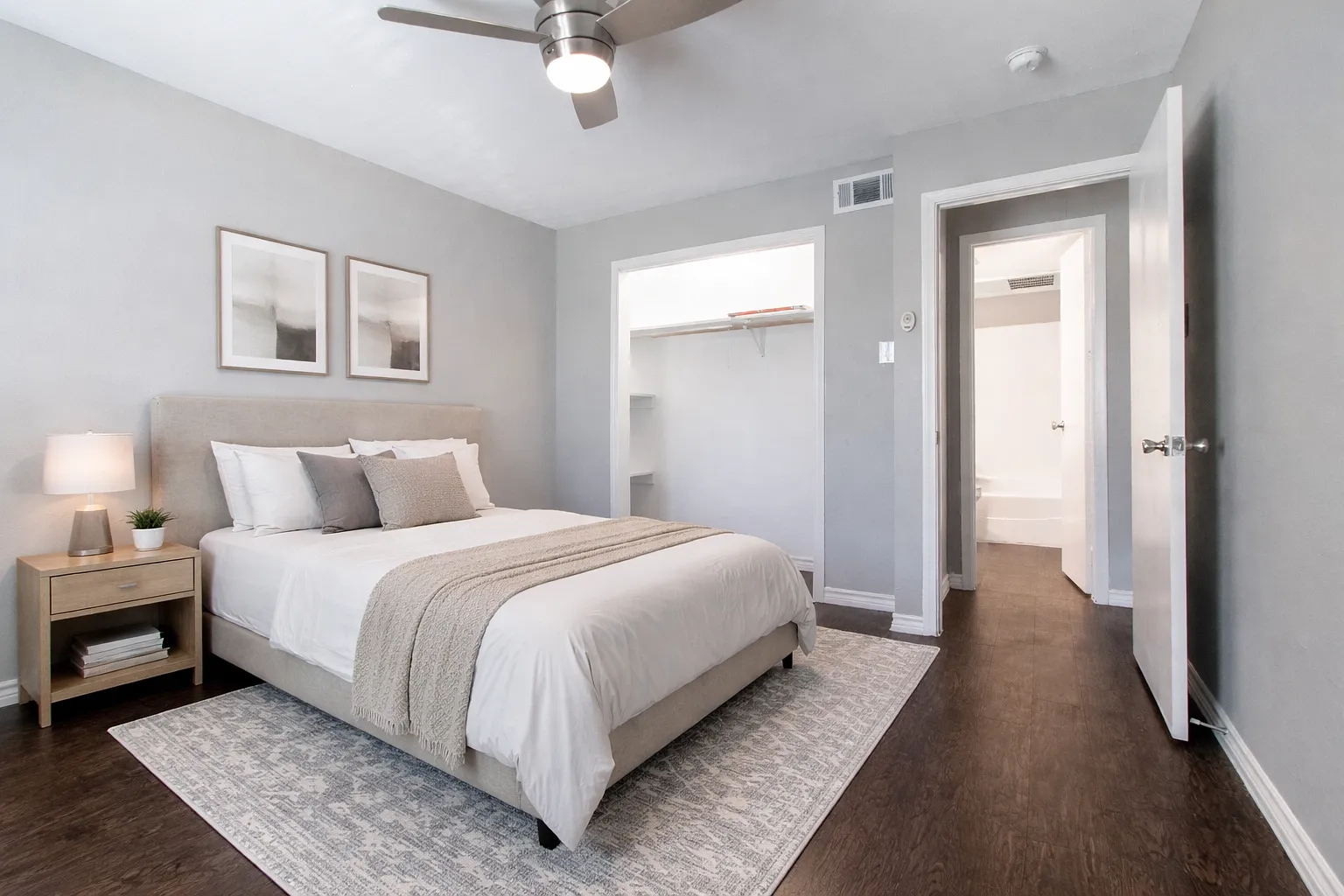 Bellaire Apartments — Photo 2