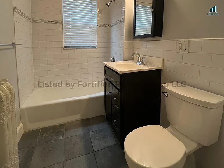 142 Washington St #1 — Photo 14