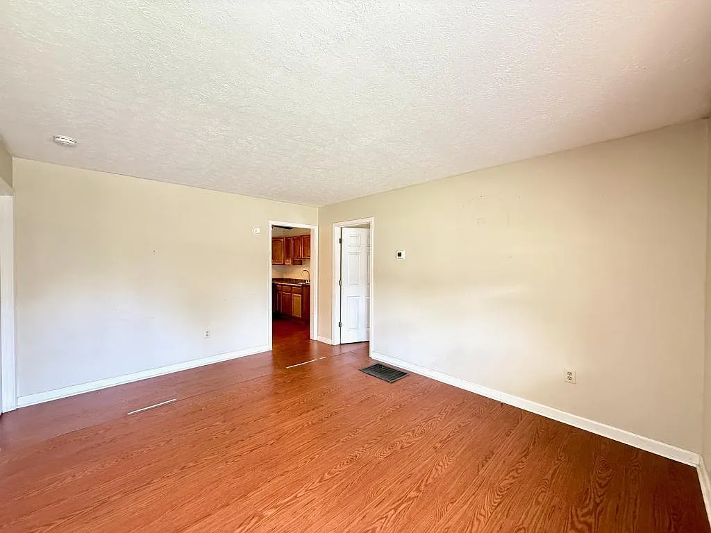 2884 Blue Ridge Drive — Photo 4