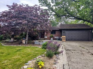 1200 Mayfair Rd, Champaign, IL 61821