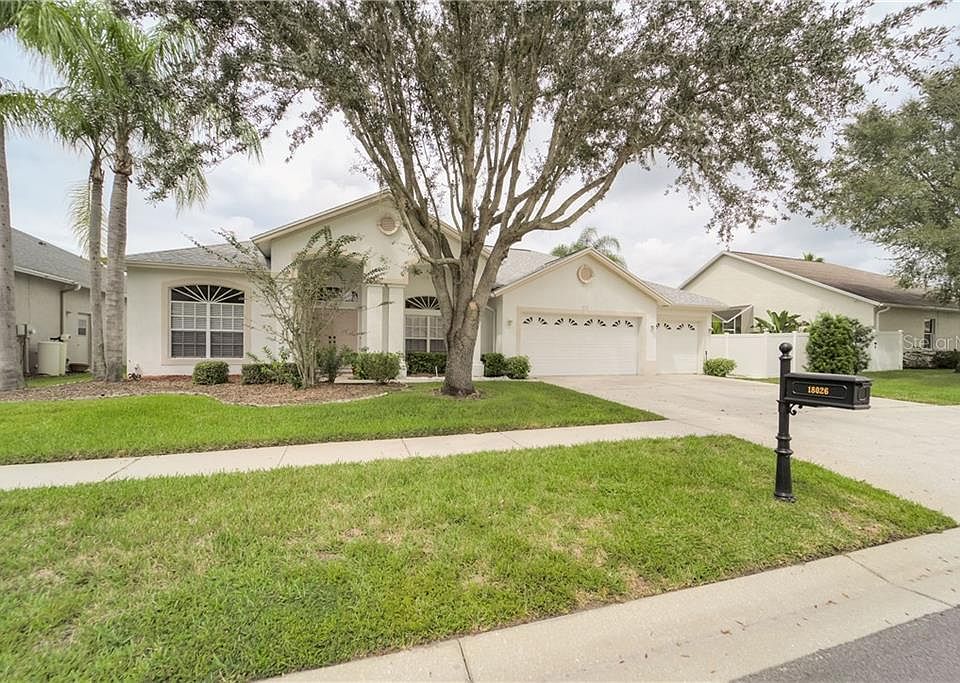 1st image of 18026 Kings Park Dr